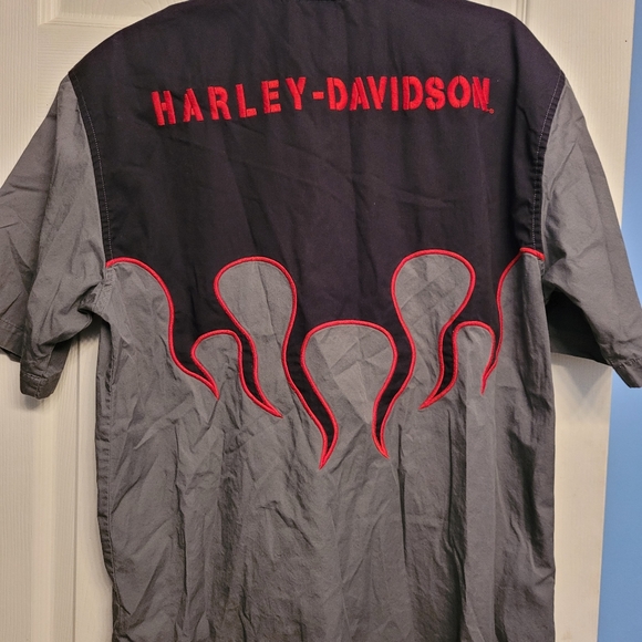 Men's Short sleeve Button down Harley Davidson Shirt  size medium - Picture 4 of 4